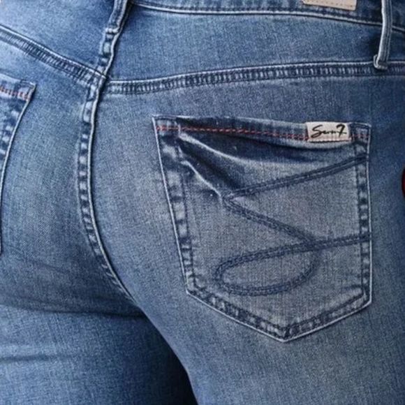 Seven7 size 10 mid rise ankle distressed skinny jeans with red stripes down legs - Picture 4 of 16